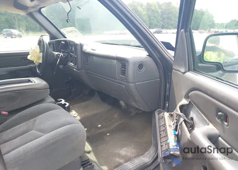 2004 Chevrolet Silverado 1500 Ls из США, поврежденный, VIN 2GCEC19T541207073